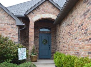 2801 NW Ryder Dr, Yukon, OK 73099