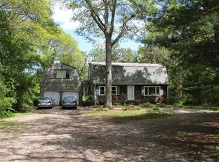 905 County Rd, Pocasset, MA 02559