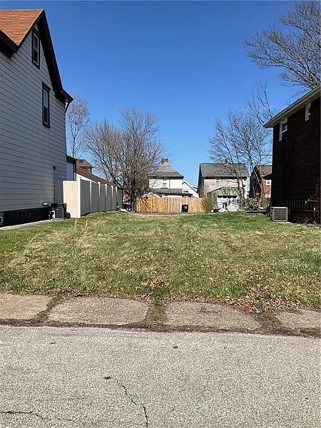 1st image of 607 Larimer Ave