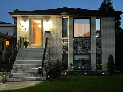 7255 W Leland Ave, Harwood Heights, IL, 60706