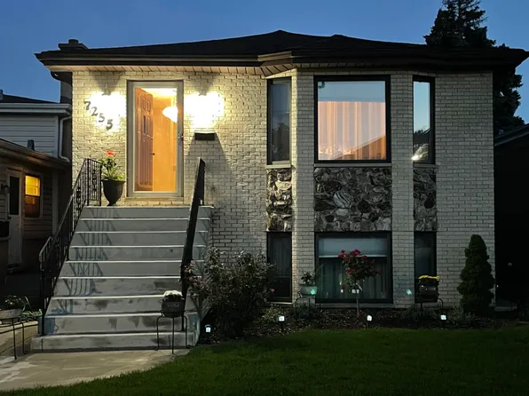 7255 W Leland Ave, Harwood Heights, IL 60706