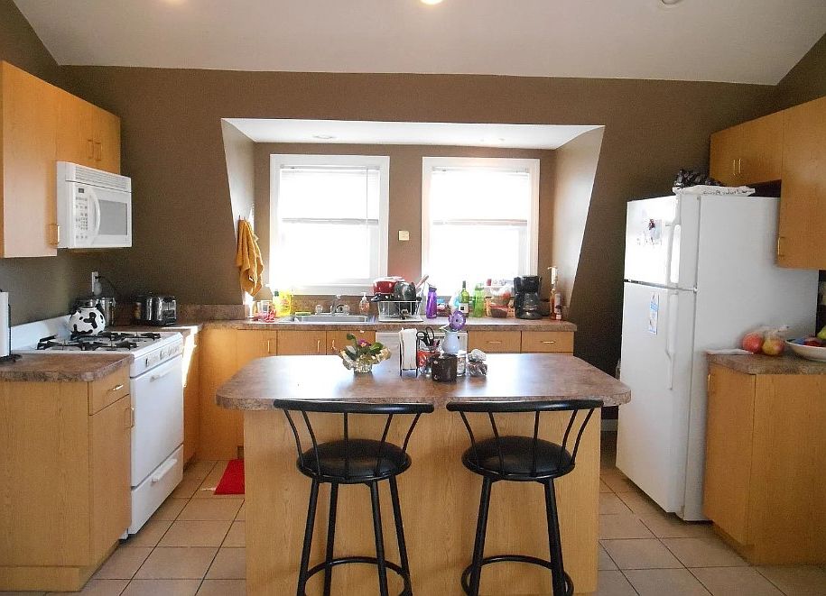 2nd image of 15 Farrington Ave #O2