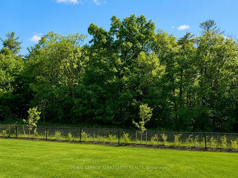 3321 Vernon Powell Dr — Photo 16