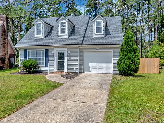 3rd image of 2820 Old Carriage Ln