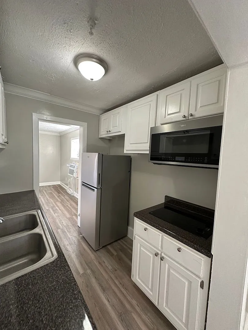 Remodeled One Bedroom Apartment In Corinth, MS — Photo 1