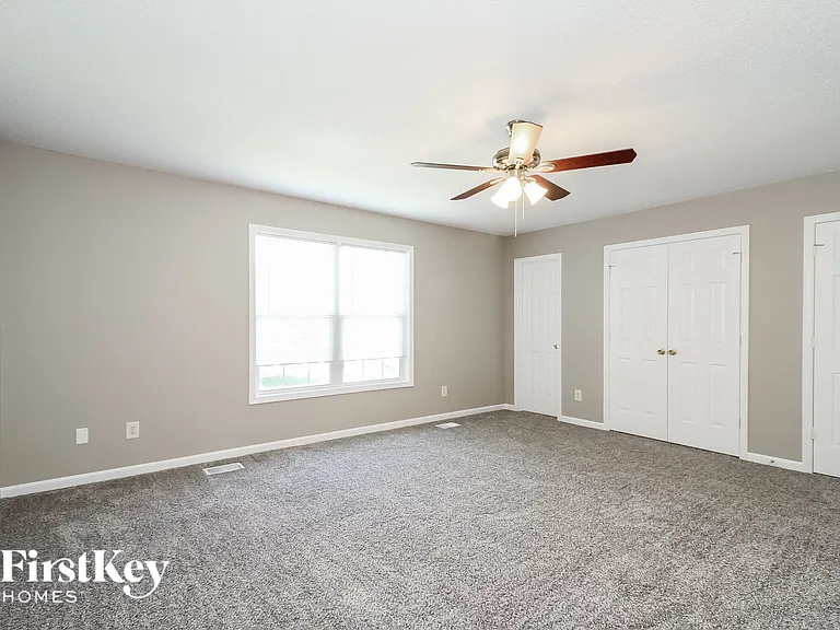 1554 Pecan Ln — Photo 8