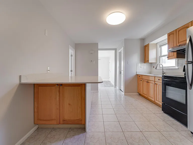 79 Hoyt St #2 — Photo 20