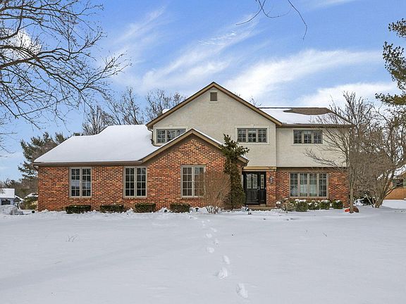 2nd image of 7567 Heatherwood Dr NW