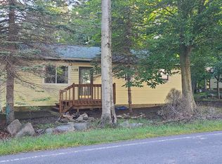 7206 Rimrock Dr, Tobyhanna, PA 18466