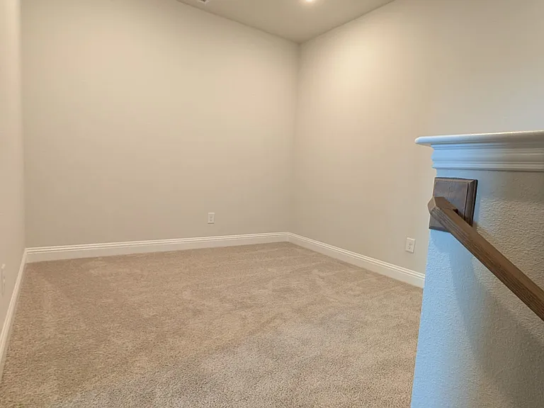 Loft/Office Room