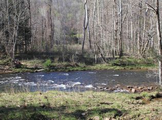 820 Ponderosa Dr, Cowen, WV 26206
