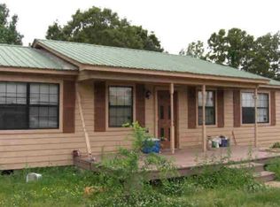 733 Central Academy Rd, Batesville, MS 38606