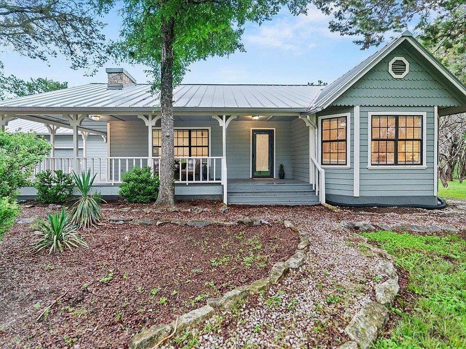 1st image of 1401 Avenida Serena