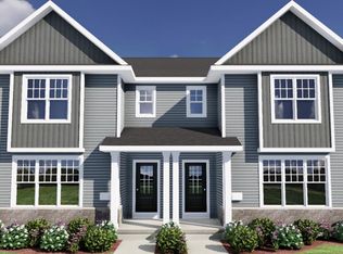 1027 Range Trl, Verona, WI 53593