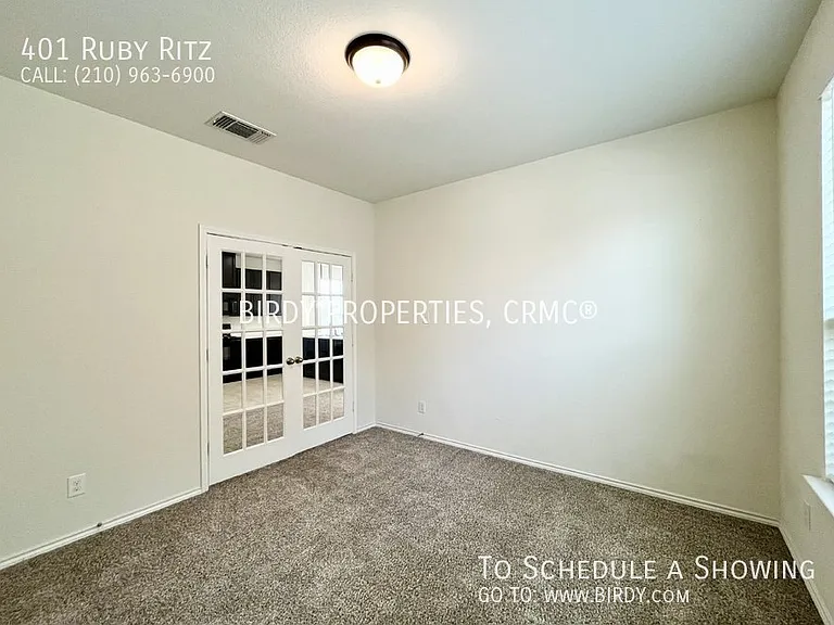 401 Ruby Ritz — Photo 11