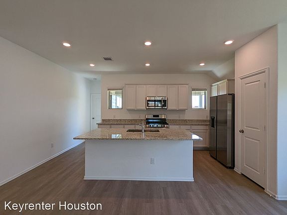 5th image of 8622 Flamingo Bay Ln