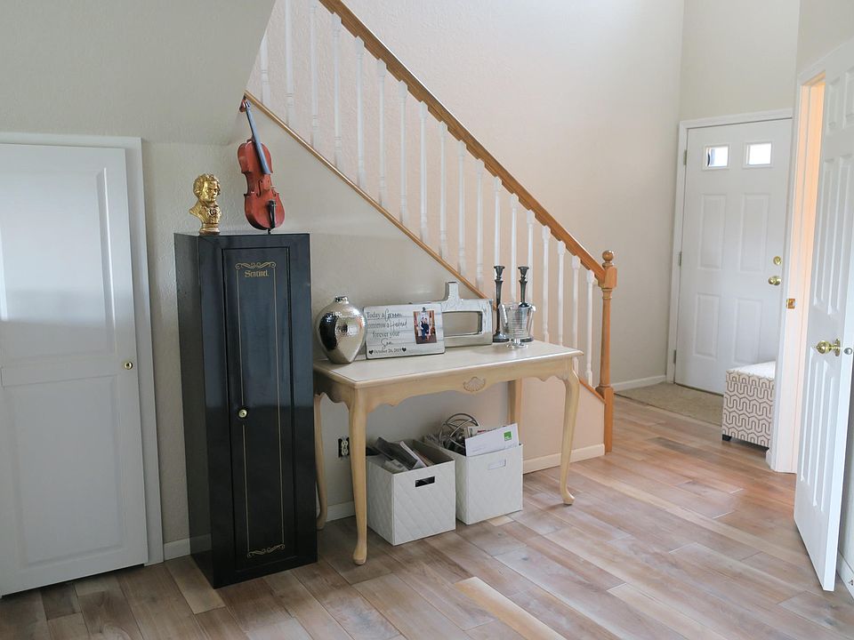 133 Islay Ave, Fort Pierre, SD 57532 Zillow