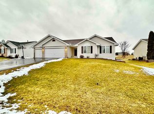 12845 Springhill Dr, Winnebago, IL 61088