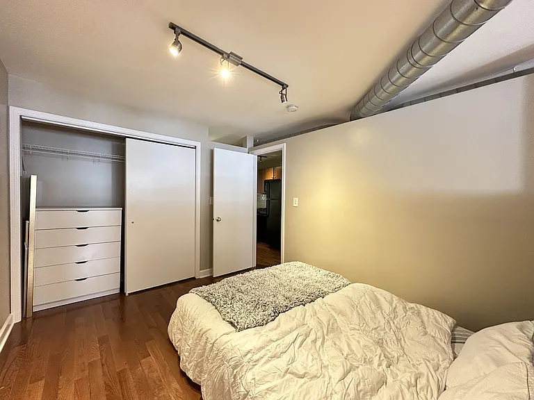 674 N Orleans St #2 — Photo 15