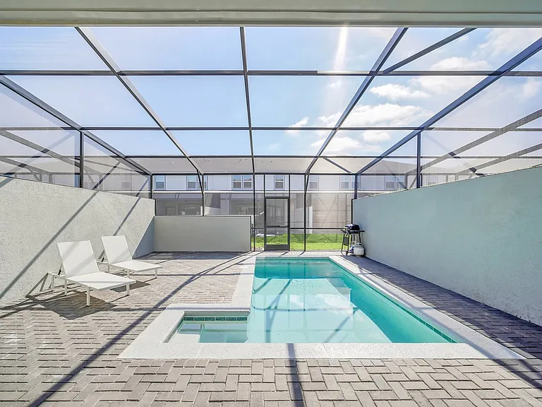 Lana Ave — Photo 25