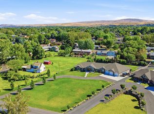 903 W 22nd Pl, Kennewick, WA 99337