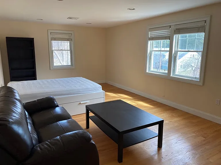 Augustus Rd — Photo 2
