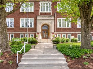 111 S Spring St APT G3, Greencastle, IN 46135