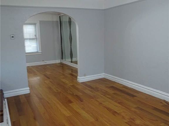 5th image of 114-51 198th St