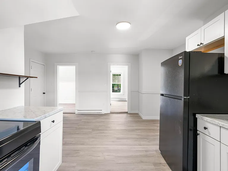 146 Hobart St #3 — Photo 17