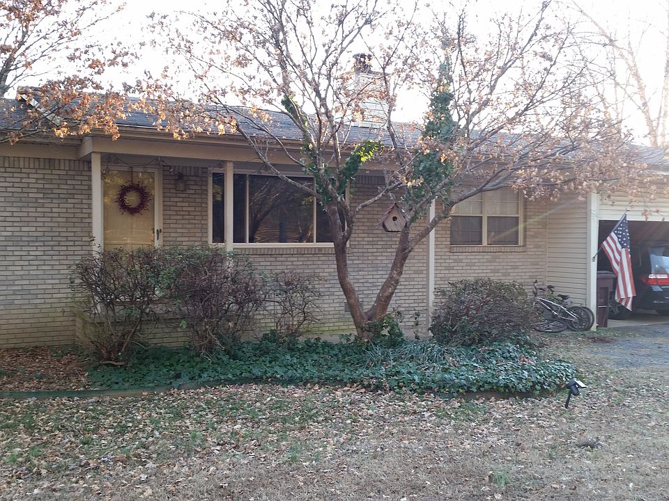 1 flat acre fully fenced