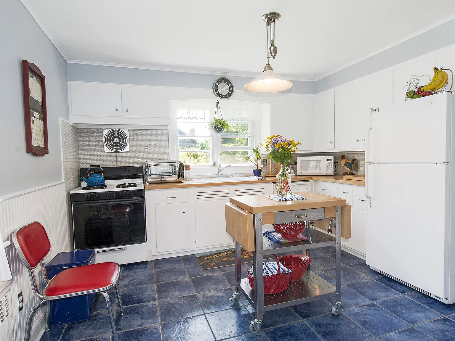 Great Village Fringe Rental — Photo 4
