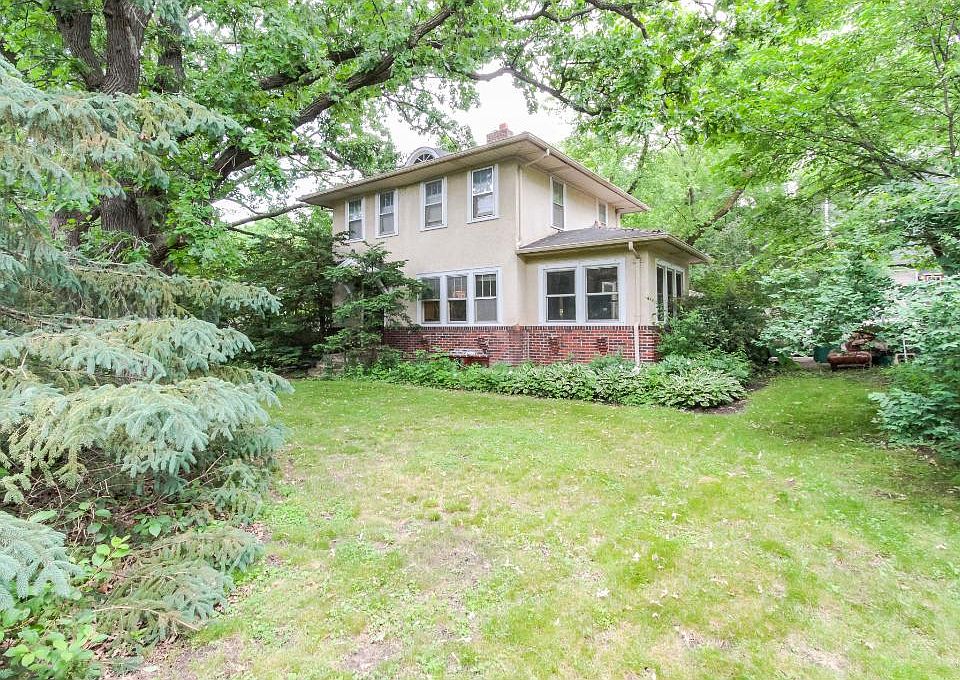 1st image of 1168 Mahtomedi Ave