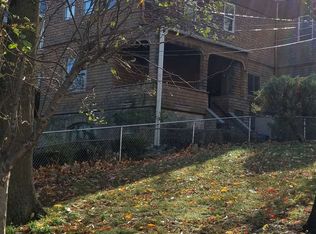 104 Saint Marks Pl, Staten Island, NY 10301