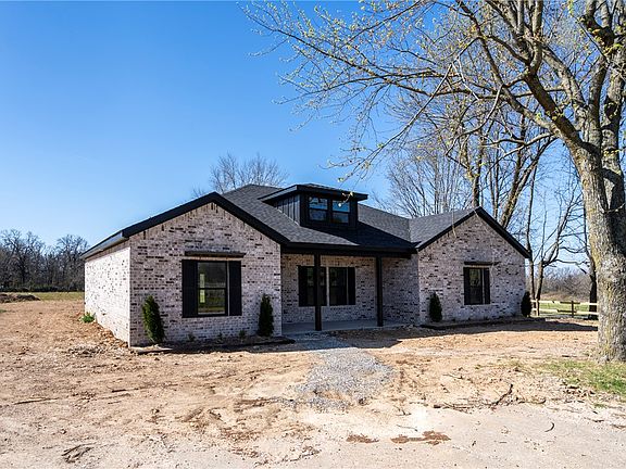 3rd image of 11161 S Old Cincinnati Rd