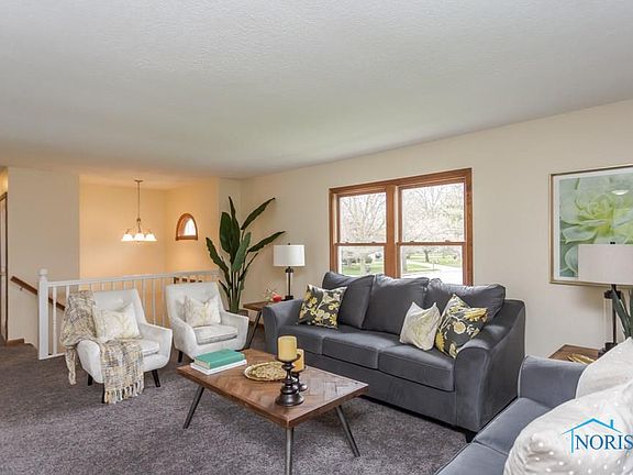 5th image of 521 Bay River Ct
