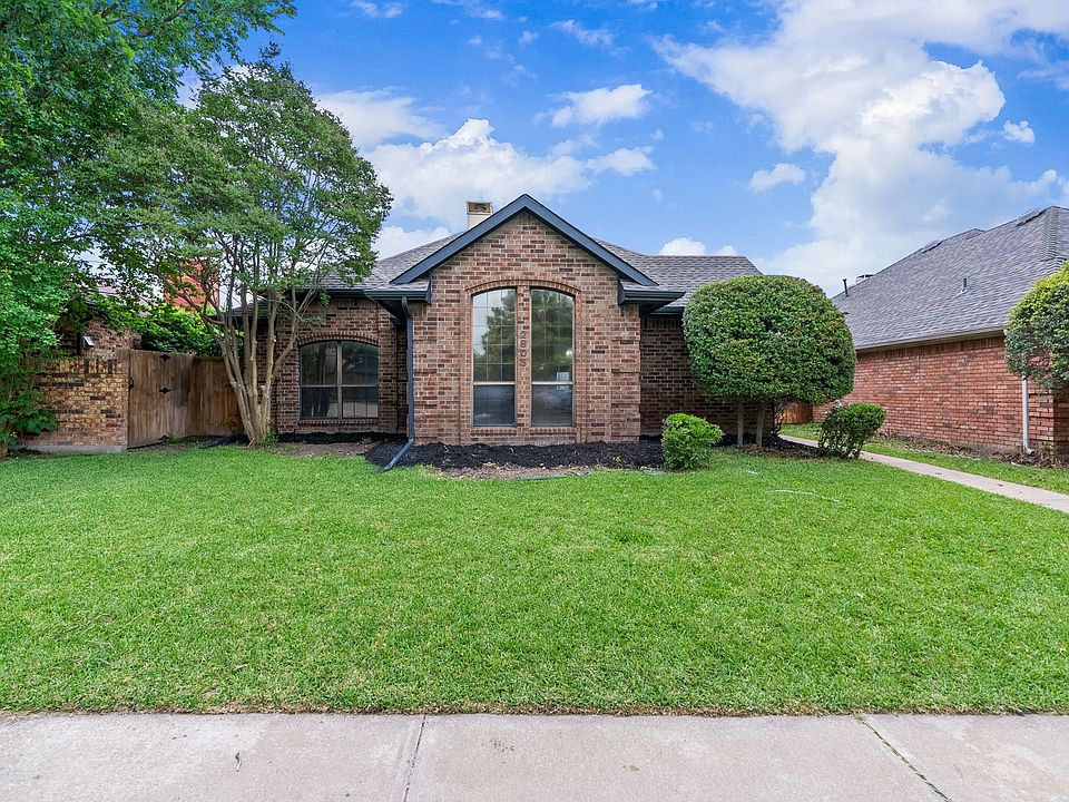 1st image of 2805 Big Oaks Dr