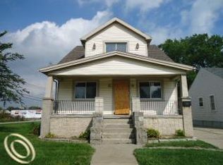 8682 Auburn St, Detroit, MI 48228