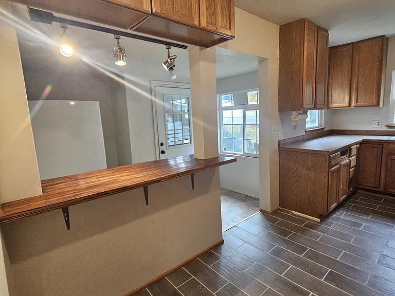 E Elma Hicklin Rd — Photo 13