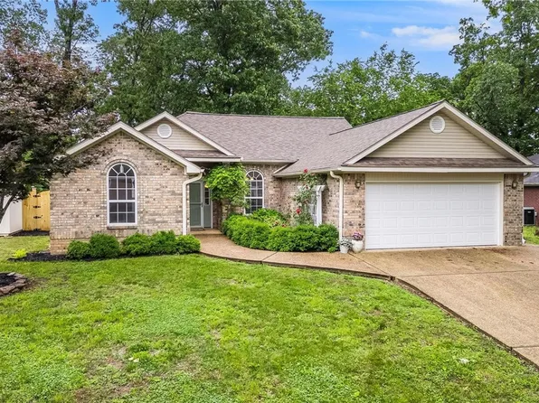 7 Chudleigh Ln, Bella Vista, AR 72714
