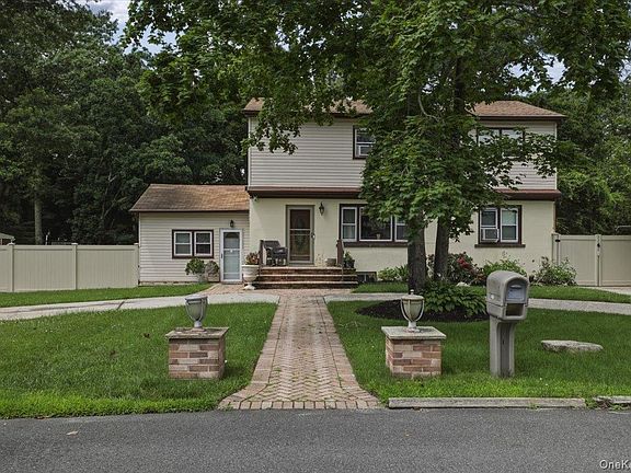 2nd image of 485 Lockwood Drive