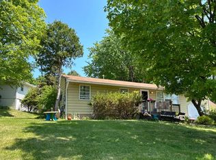 103 Carlton Dr, De Witt, NY 13214