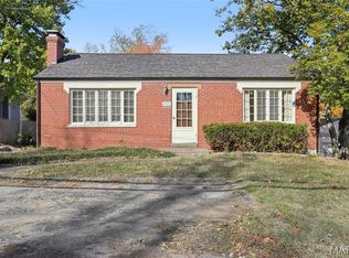 4519 Ringer Rd, Saint Louis, MO 63129