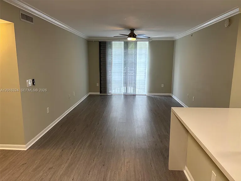 1900 Van Buren St #201B — Photo 6