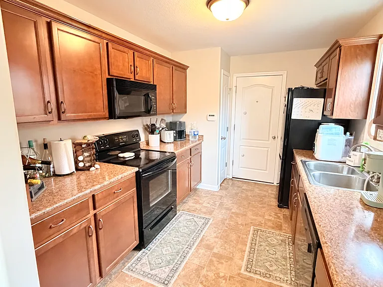 602 Hidden Valley Dr — Photo 5