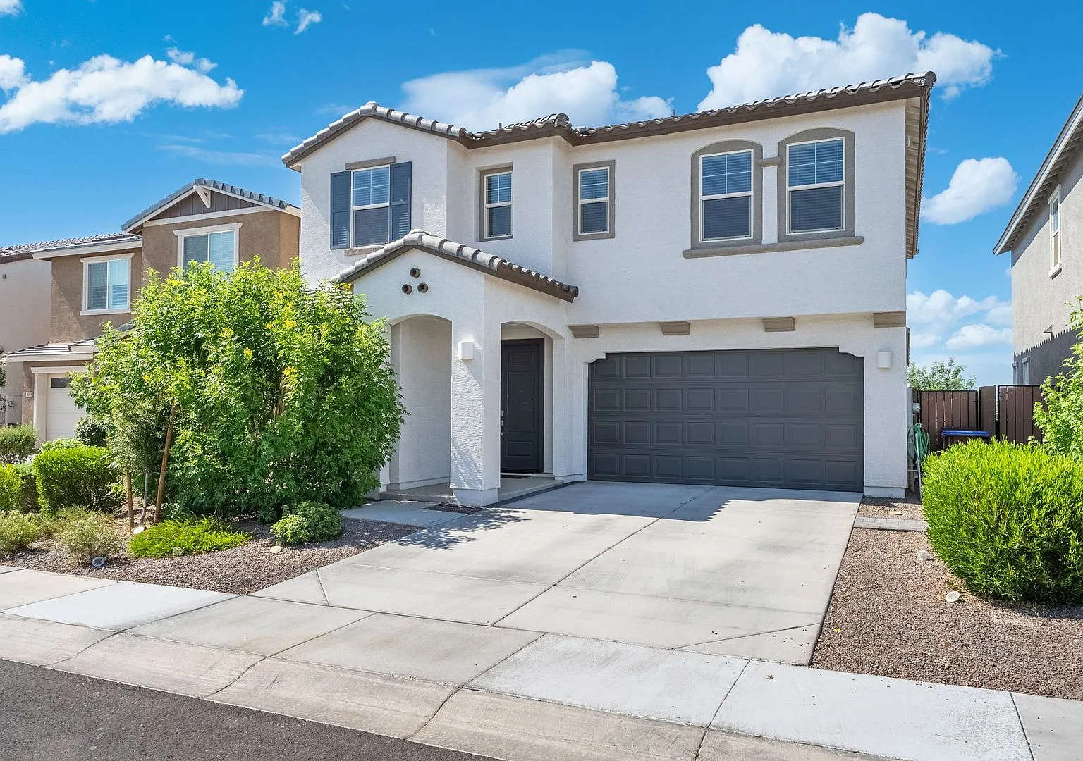 Brand-New 5BD/3BA Home in San Tan Valley | 2,671 SqFt | Available Now — Photo 1