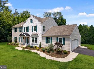 2 Barrister Ct, Haverford, PA 19041
