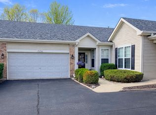 1534 W Cadillac Cir, Romeoville, IL 60446