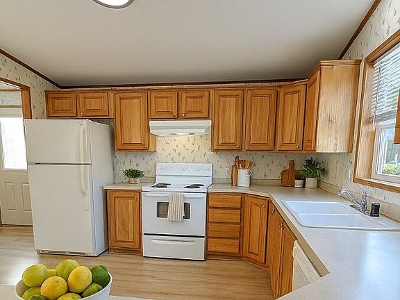 3rd image of 8515 State Avenue #4