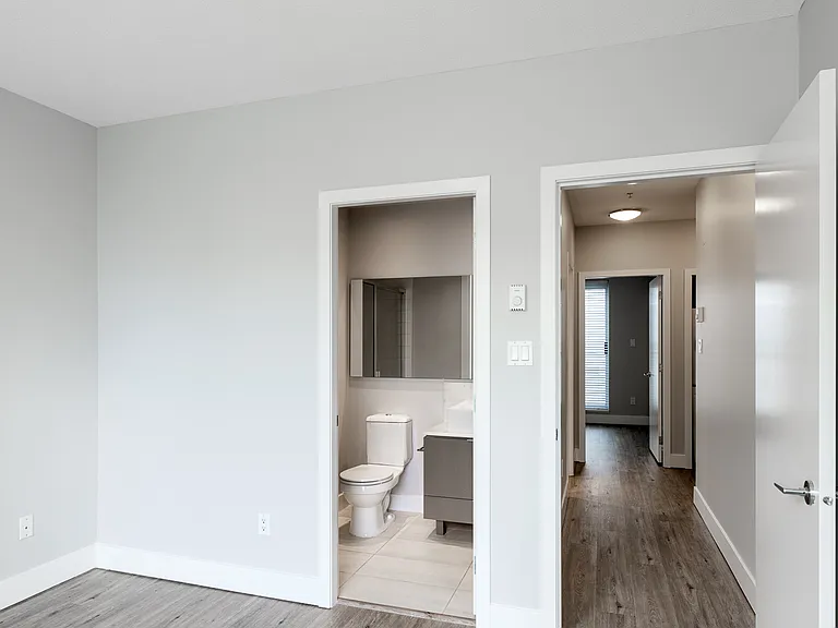 4798 Hazel St — Photo 37