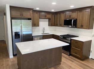 30570 SW Magnolia Ave, Wilsonville, OR 97070